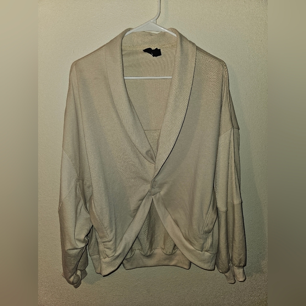 Heyson Womans Beige Cardigan Size M/L